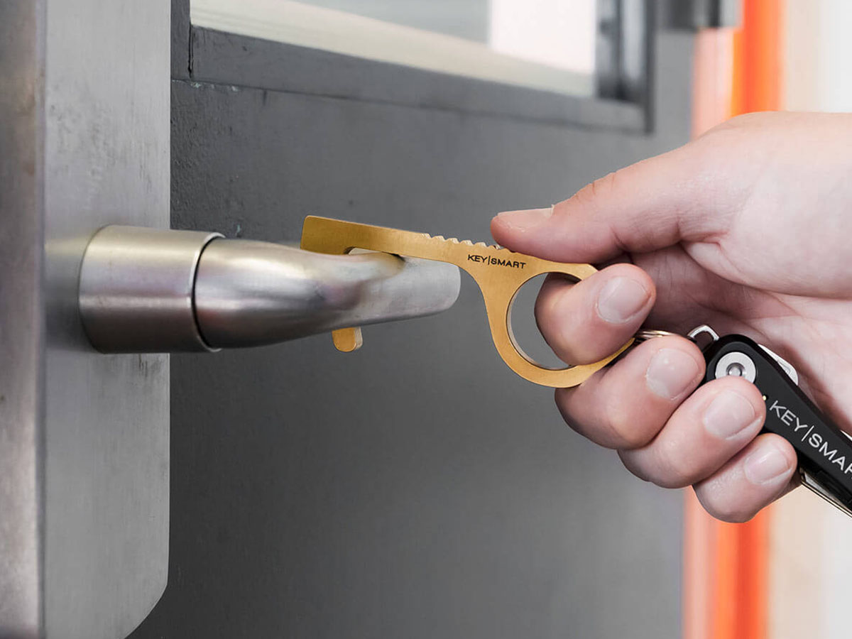 DOOR HANDLES